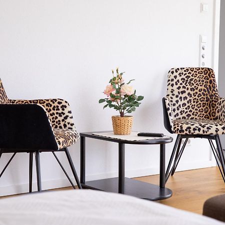 Feine Auszeit Apartment กอทท์มาดิงเกน ภายนอก รูปภาพ